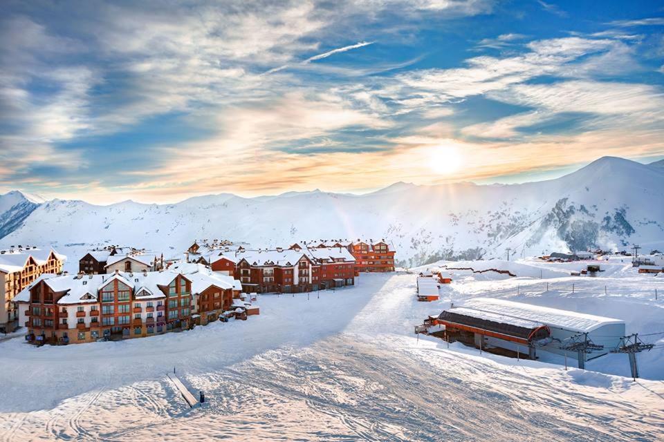 Gudauri Shiny Studio Near Gondola Екстериор снимка