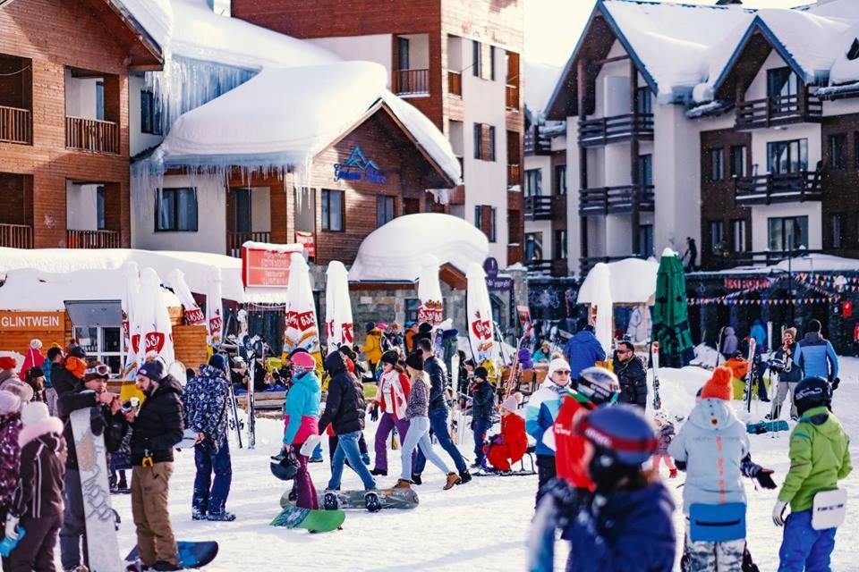Gudauri Shiny Studio Near Gondola Екстериор снимка