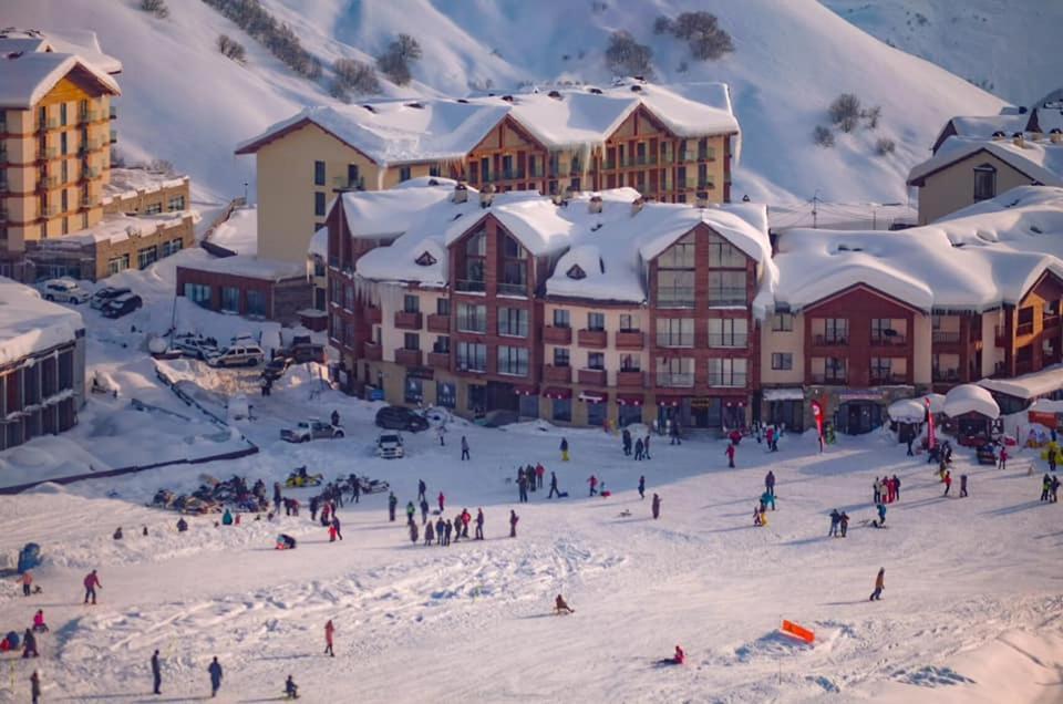 Gudauri Shiny Studio Near Gondola Екстериор снимка